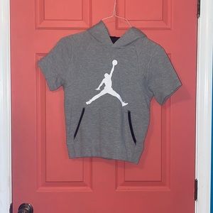 Air Jordan Gray Sweatshirt T-shirt (Youth Small)